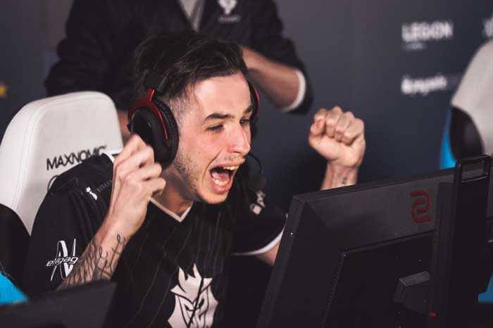 她在第二轮 她在第二轮