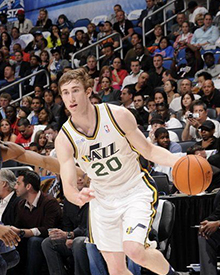 也让很多新 也让很多新