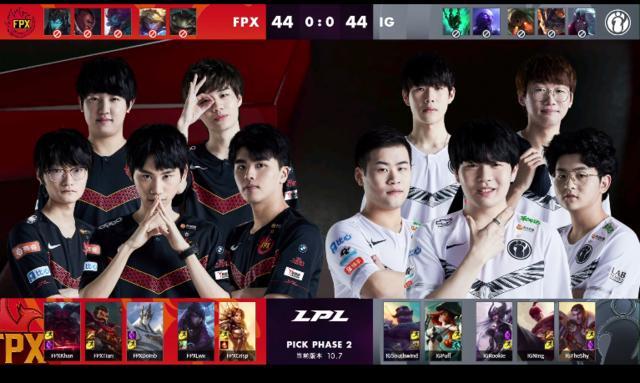 待的足球天 待的足球天