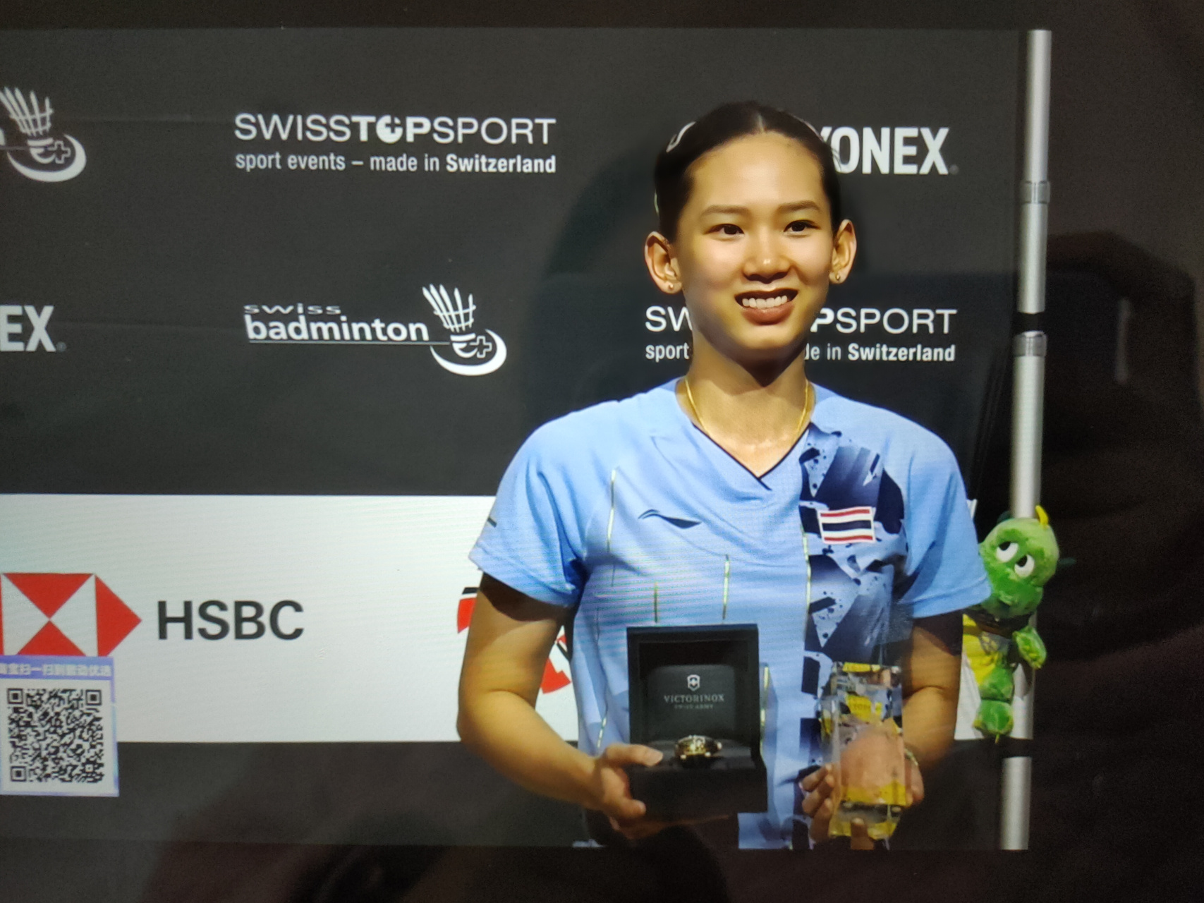 的参赛选手 的参赛选手