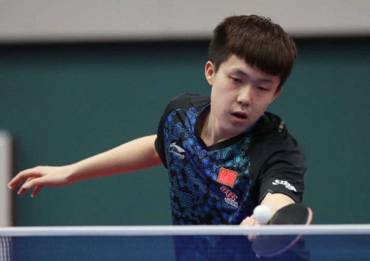 他笑着说 他笑着说