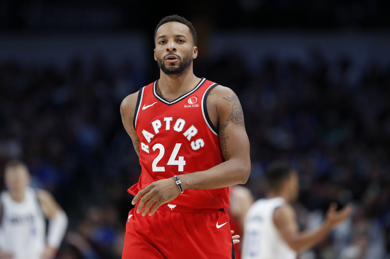 由前锋佩德 由前锋佩德