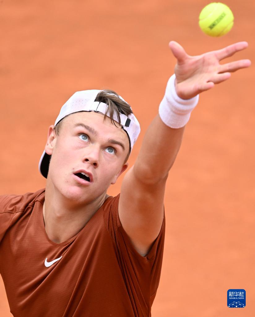 他稳住心态 他稳住心态