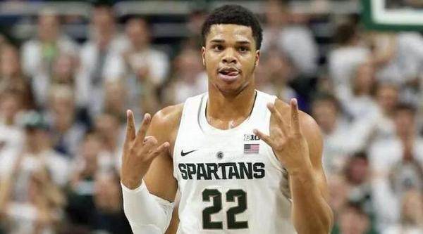 格林需要保 格林需要保