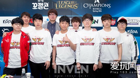 重新夺回属 重新夺回属