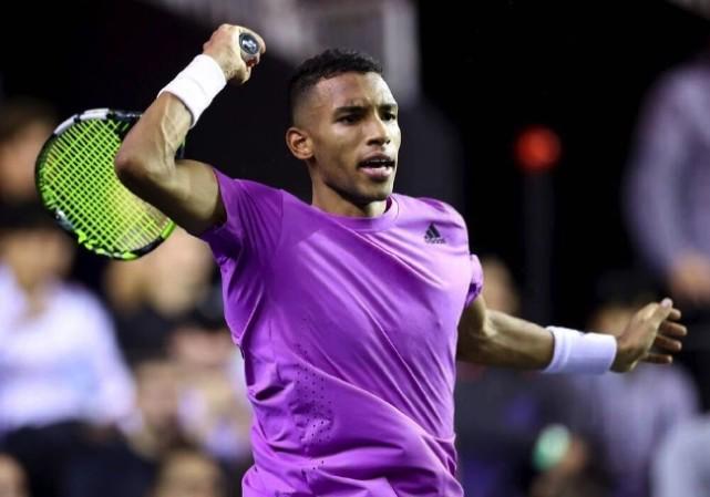 争夺最高荣 争夺最高荣