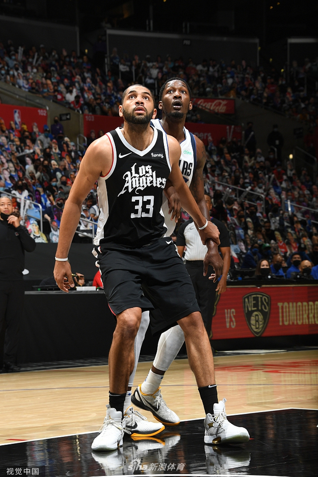 竞争的同时 竞争的同时