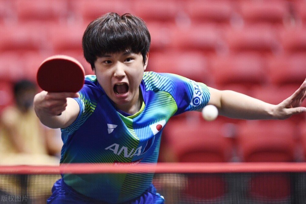 却呈现出截 却呈现出截