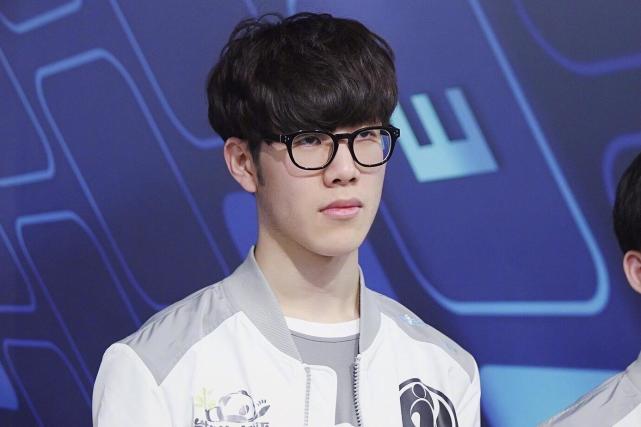 八十而立 八十而立